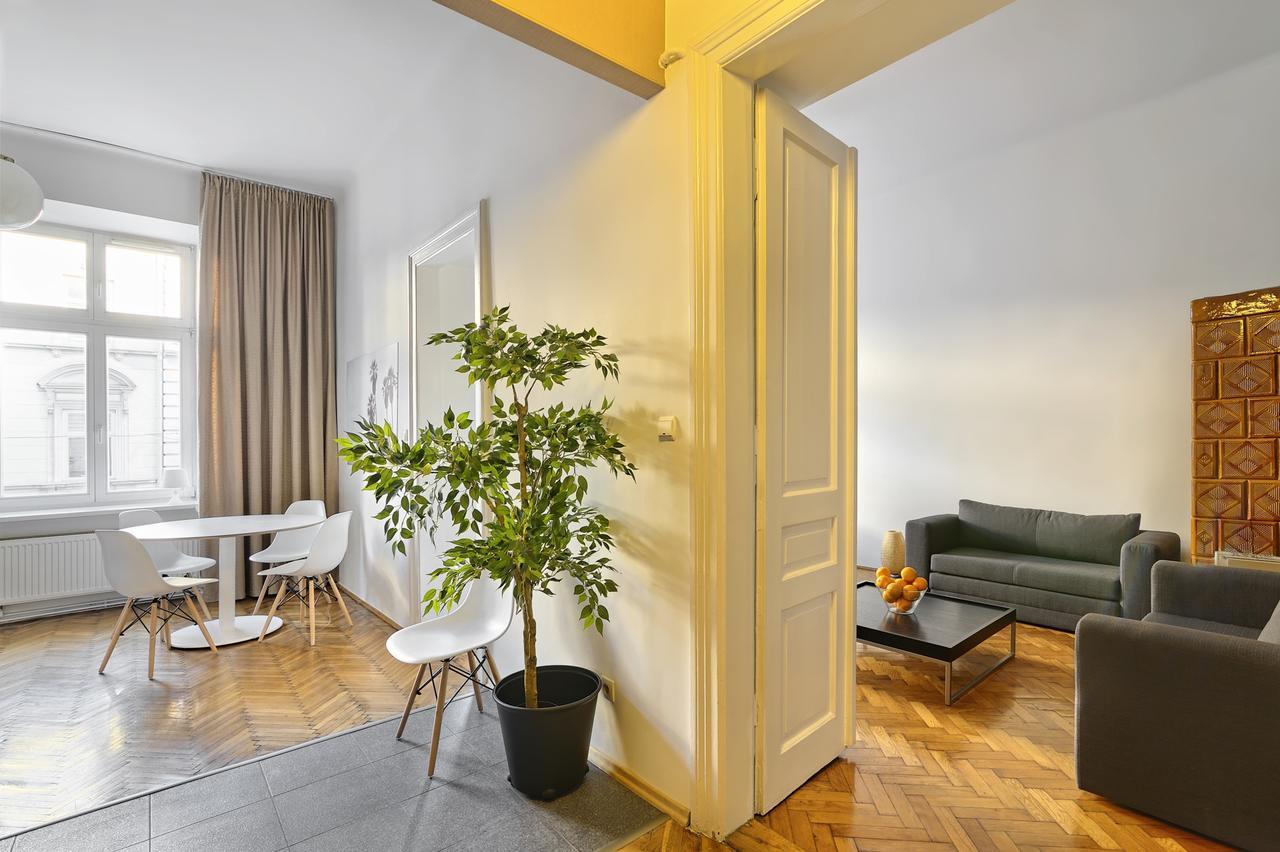 Ekoidea Station Apartments Krakow Bagian luar foto