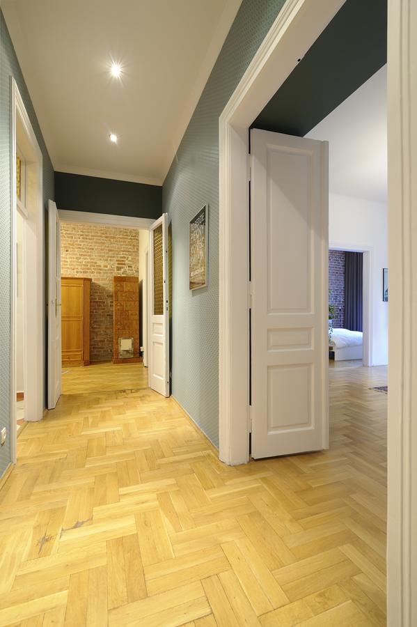 Ekoidea Station Apartments Krakow Bagian luar foto